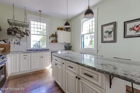 542 Lancaster Street Jacksonville FL 32204