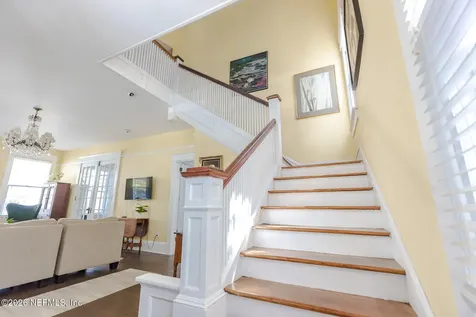 542 Lancaster Street Jacksonville FL 32204