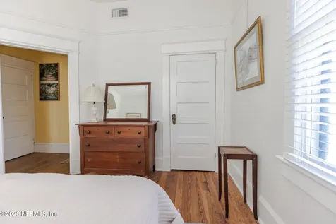 542 Lancaster Street Jacksonville FL 32204