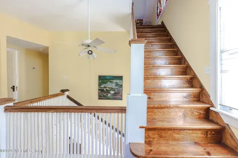 542 Lancaster Street Jacksonville FL 32204
