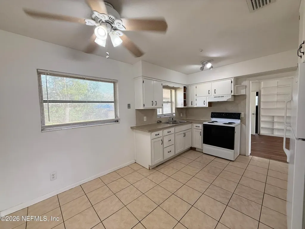 7609 Tacony Drive Jacksonville FL 32277