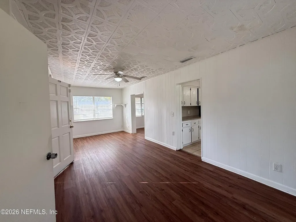 7609 Tacony Drive Jacksonville FL 32277