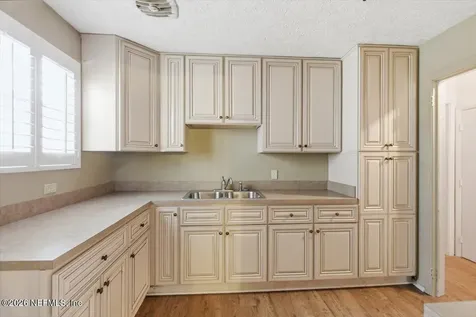 7316 Greenway Drive Jacksonville FL 32244