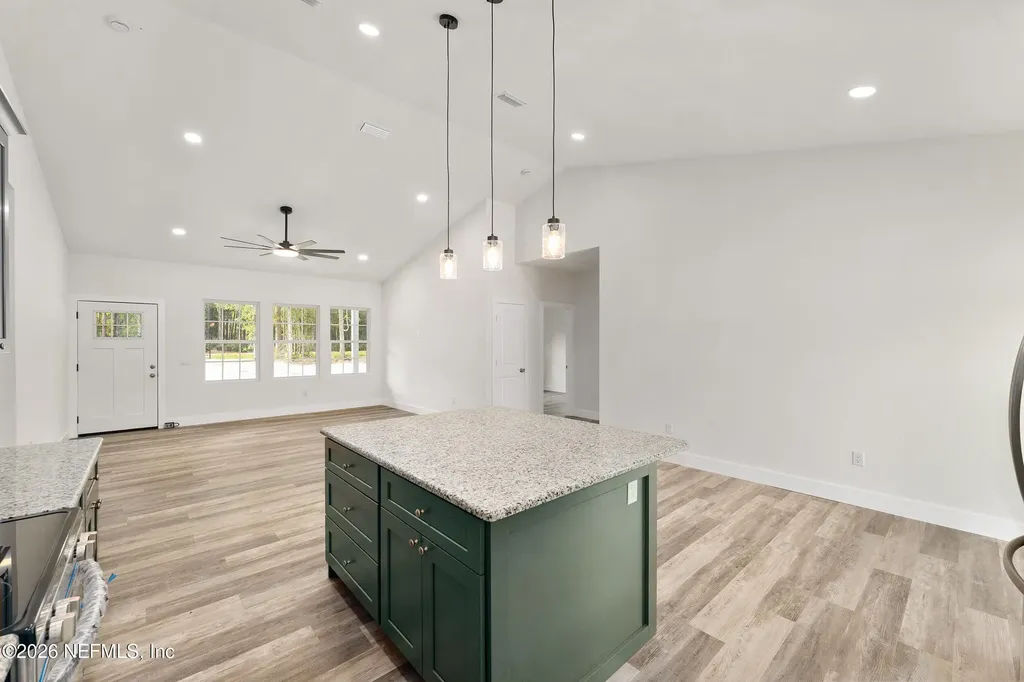 9284 SW Cr 18 Hampton FL 32044