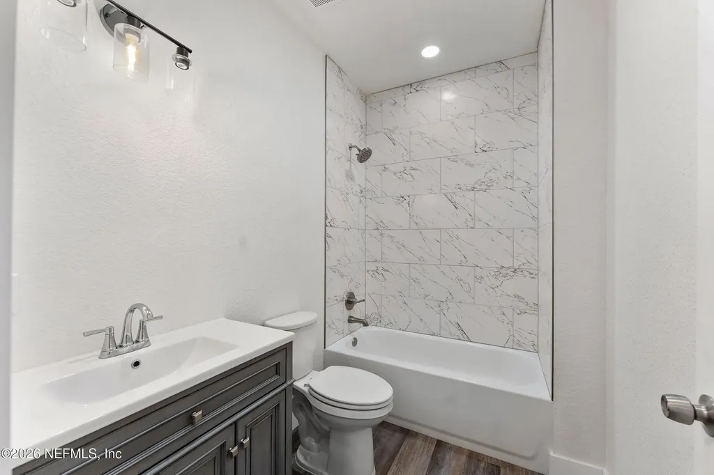 9284 SW Cr 18 Hampton FL 32044