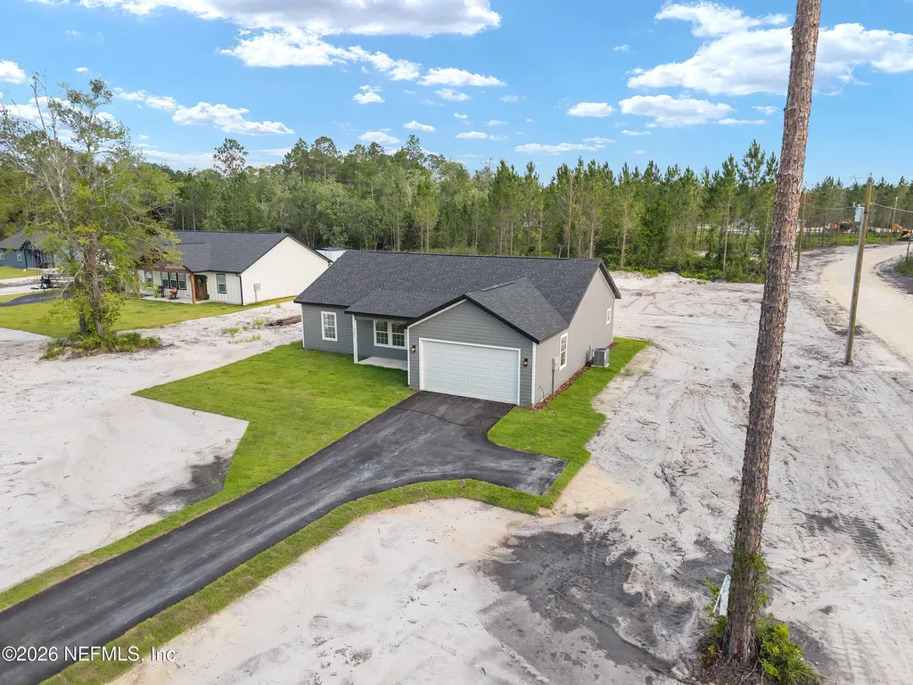 9284 SW Cr 18 Hampton FL 32044