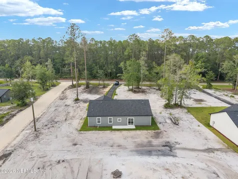 9284 SW Cr 18 Hampton FL 32044