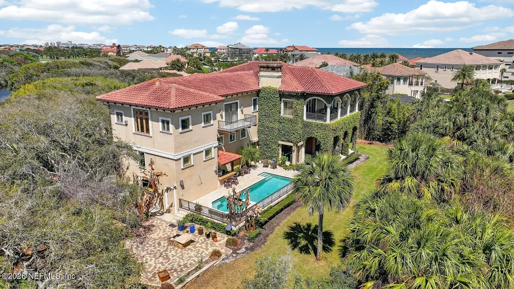 20 Rue Grande Mer Palm Coast FL 32137