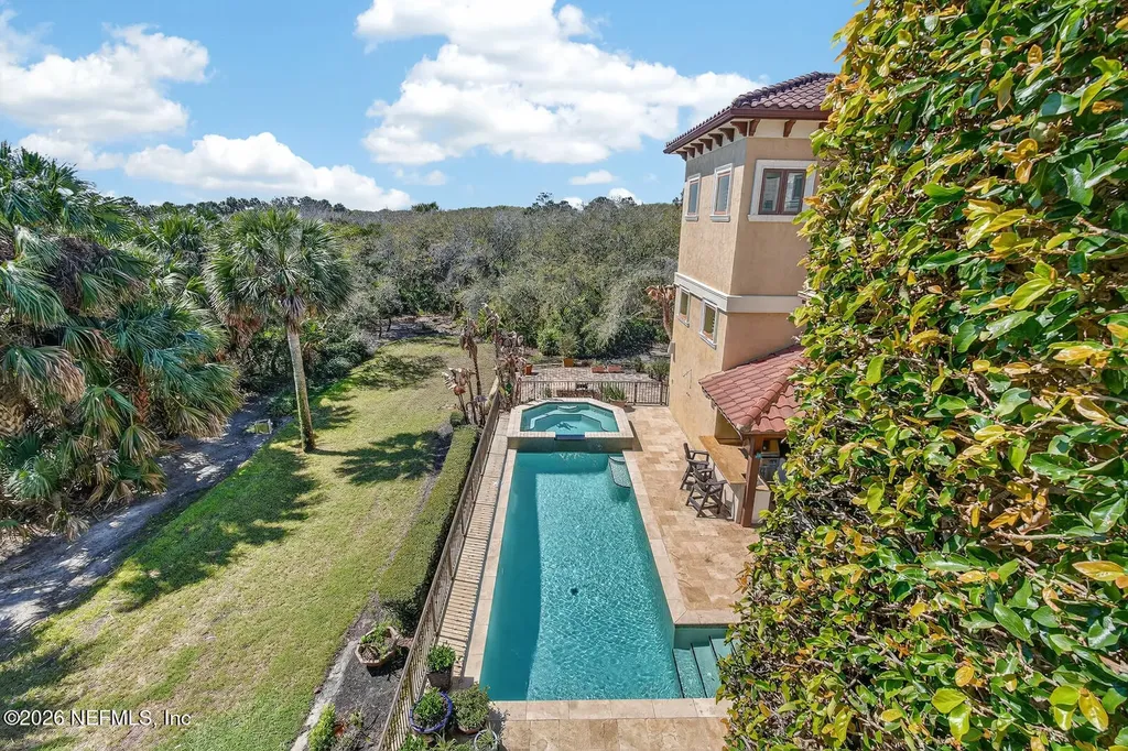 20 Rue Grande Mer Palm Coast FL 32137