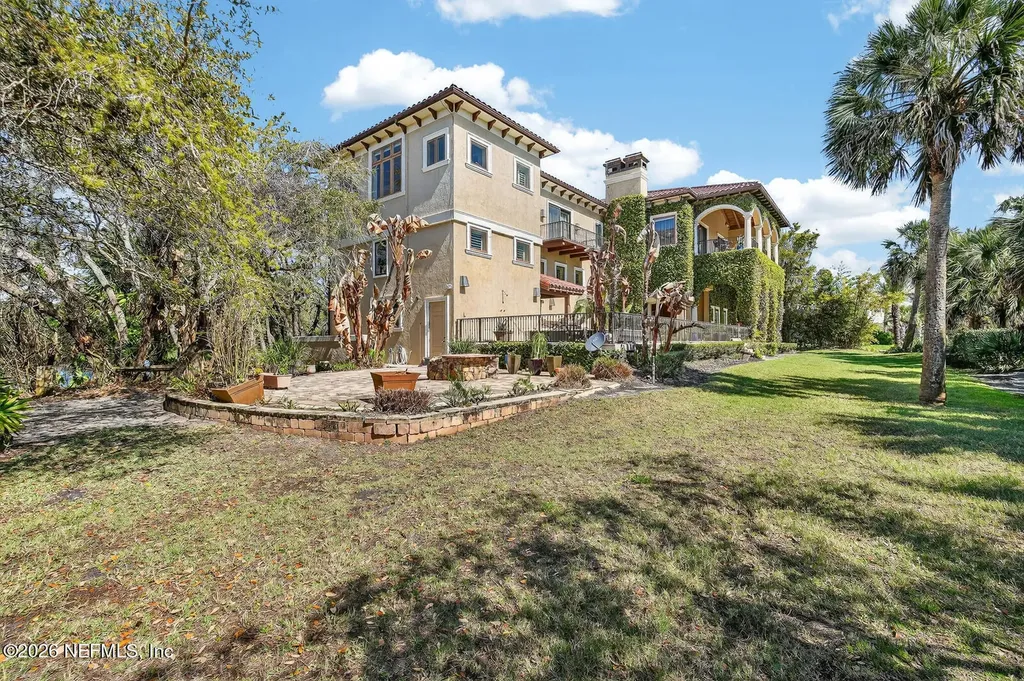 20 Rue Grande Mer Palm Coast FL 32137