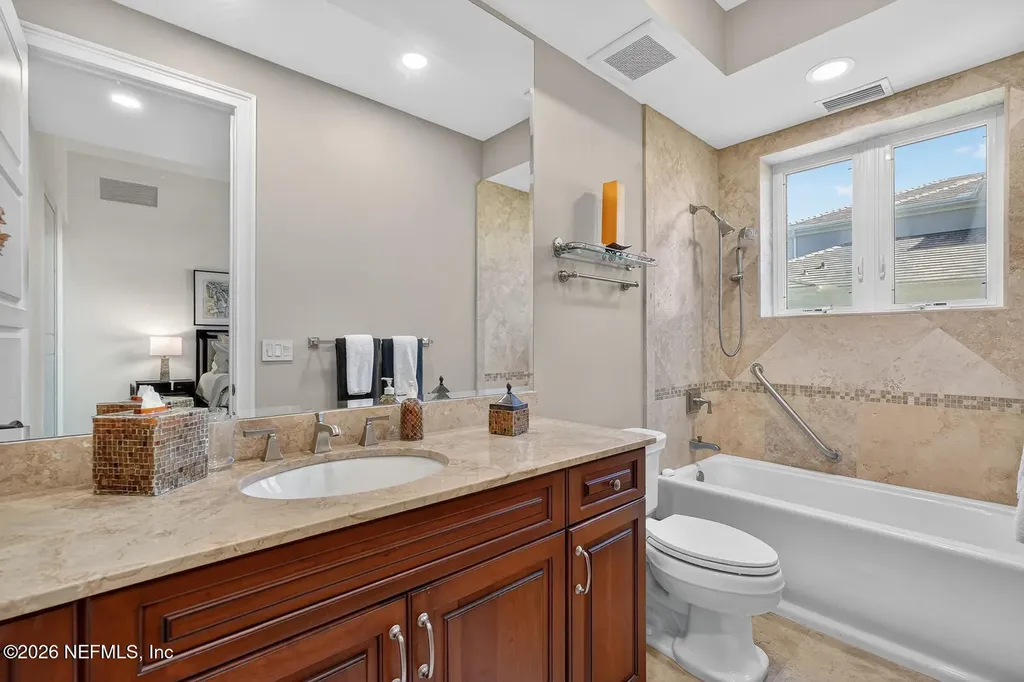 20 Rue Grande Mer Palm Coast FL 32137