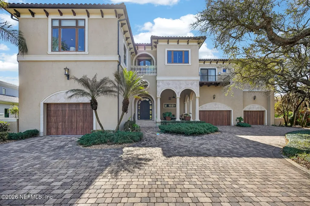 20 Rue Grande Mer Palm Coast FL 32137