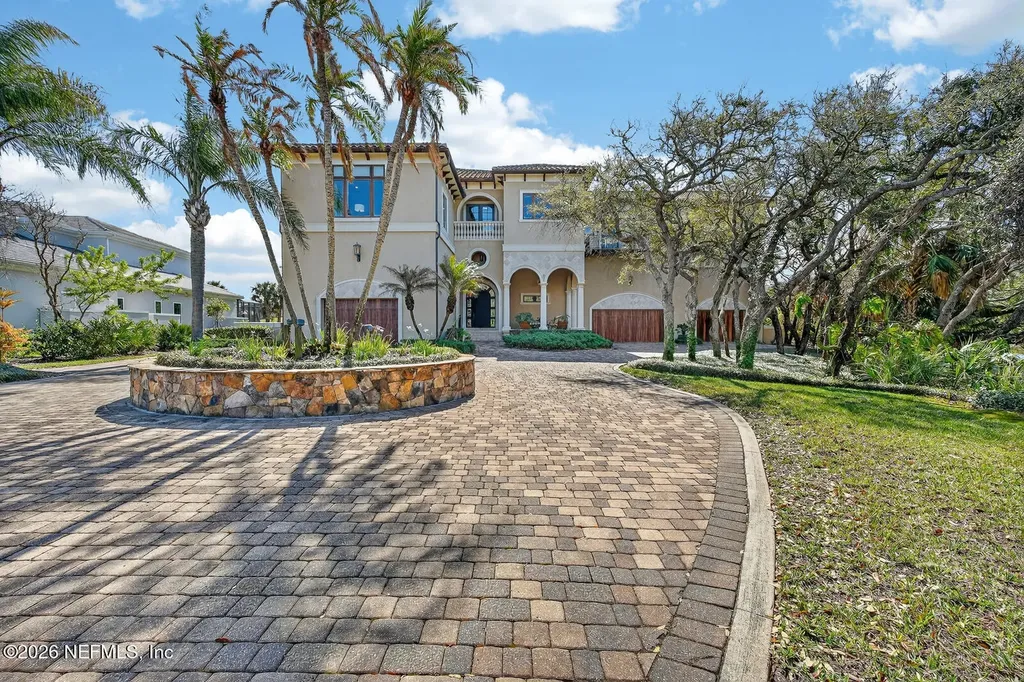 20 Rue Grande Mer Palm Coast FL 32137