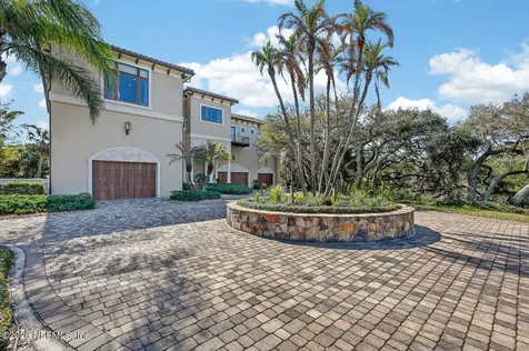 20 Rue Grande Mer Palm Coast FL 32137