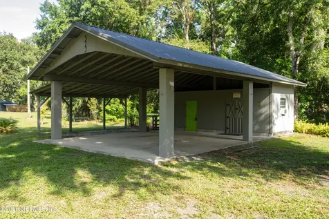 523 SE 28th Way Melrose FL 32666