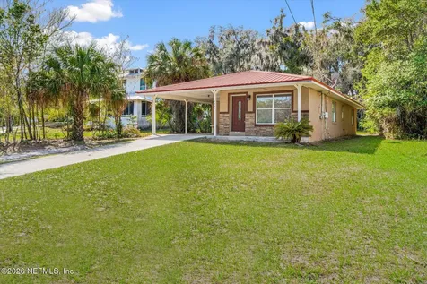 1304 President Street Palatka FL 32177