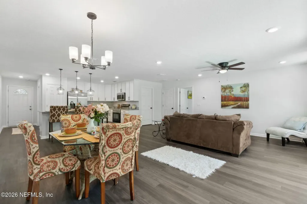 8222 Foxdale Drive Jacksonville FL 32210