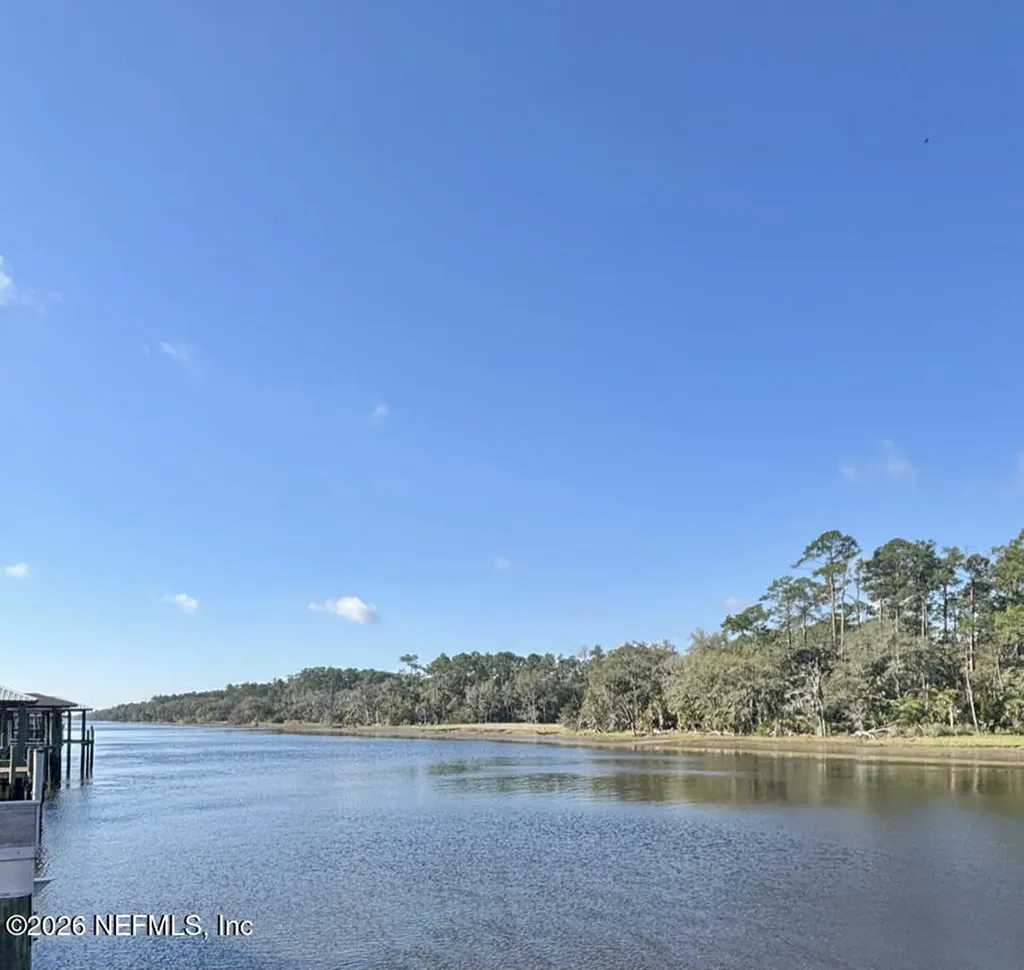 293/295 N Roscoe Boulevard Ponte Vedra Beach FL 32082