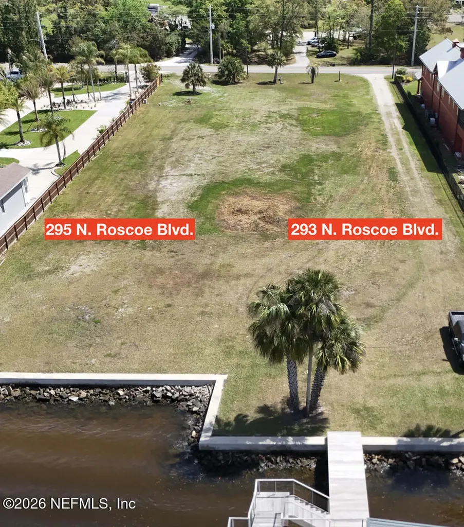 293/295 N Roscoe Boulevard Ponte Vedra Beach FL 32082
