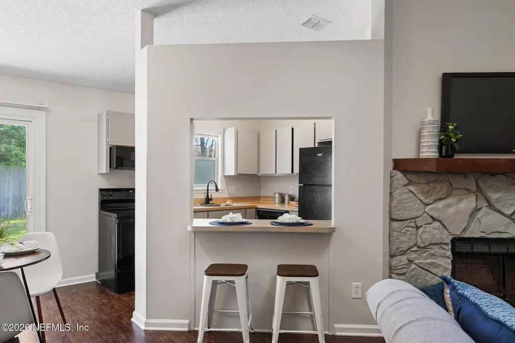 2753 Cavender Court Jacksonville FL 32216