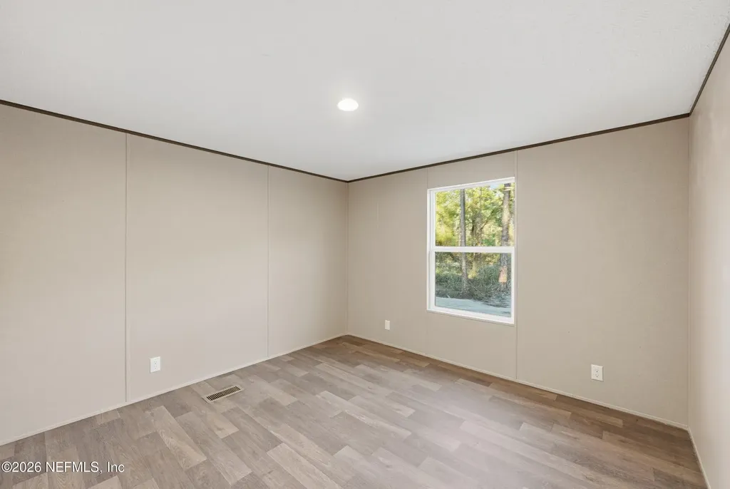 10695 Beckenger Avenue Hastings FL 32145