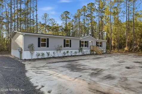 10695 Beckenger Avenue Hastings FL 32145