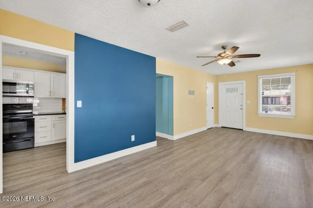 9049 Jackson Avenue Jacksonville FL 32208