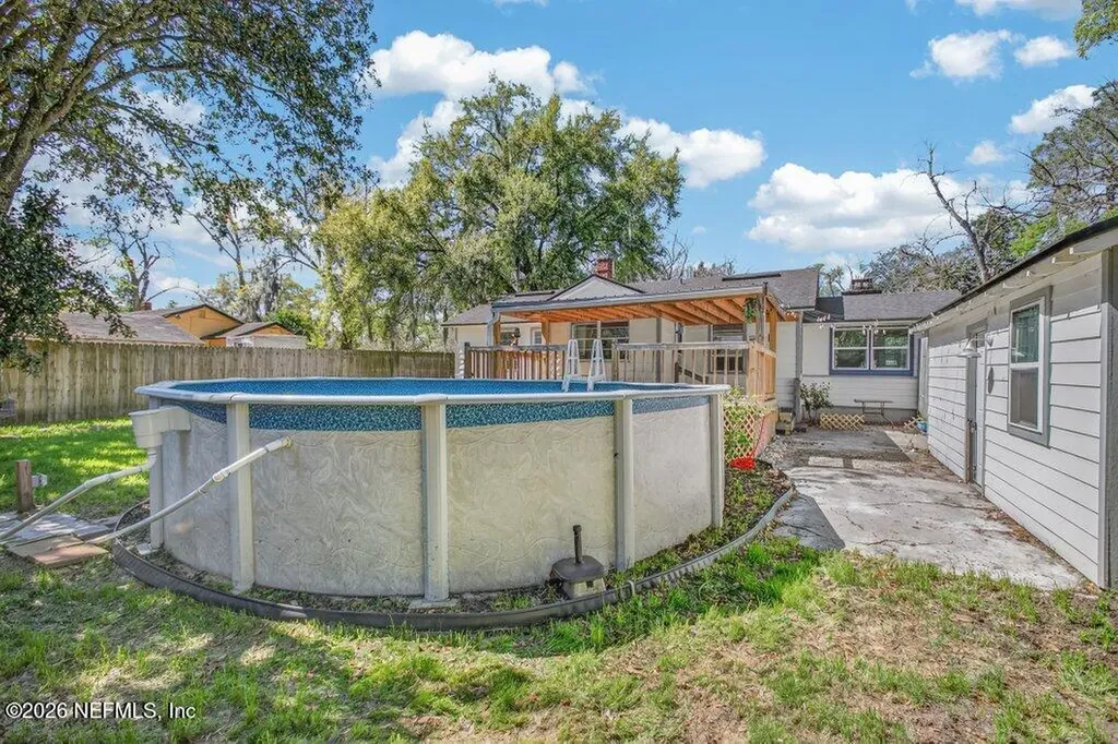 9049 Jackson Avenue Jacksonville FL 32208