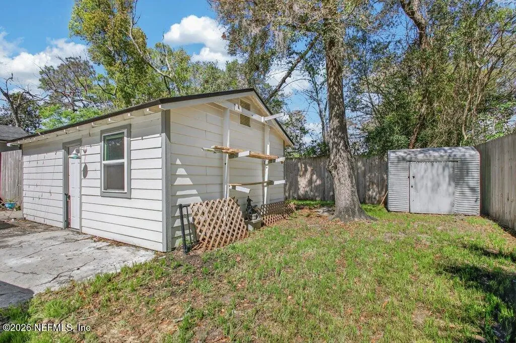 9049 Jackson Avenue Jacksonville FL 32208