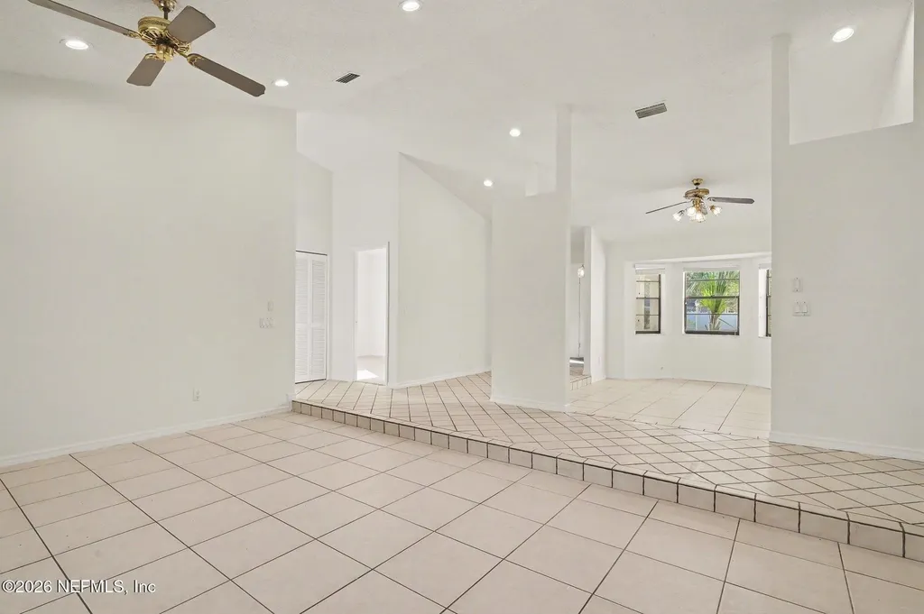 10 Patchogue Lane Palm Coast FL 32164