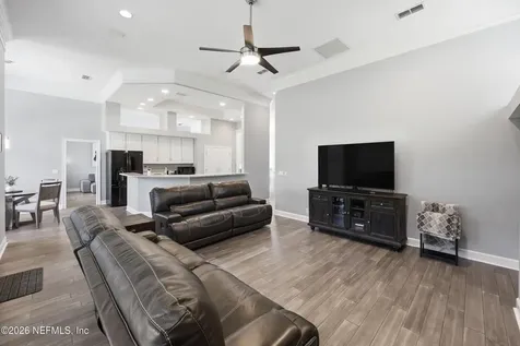 9911 Chelsea Lake Road Jacksonville FL 32256