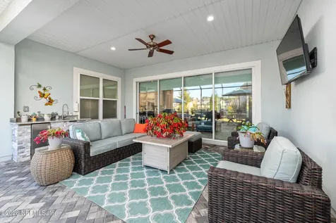 220 Honey Blossom Road St. Johns FL 32259