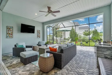 220 Honey Blossom Road St. Johns FL 32259