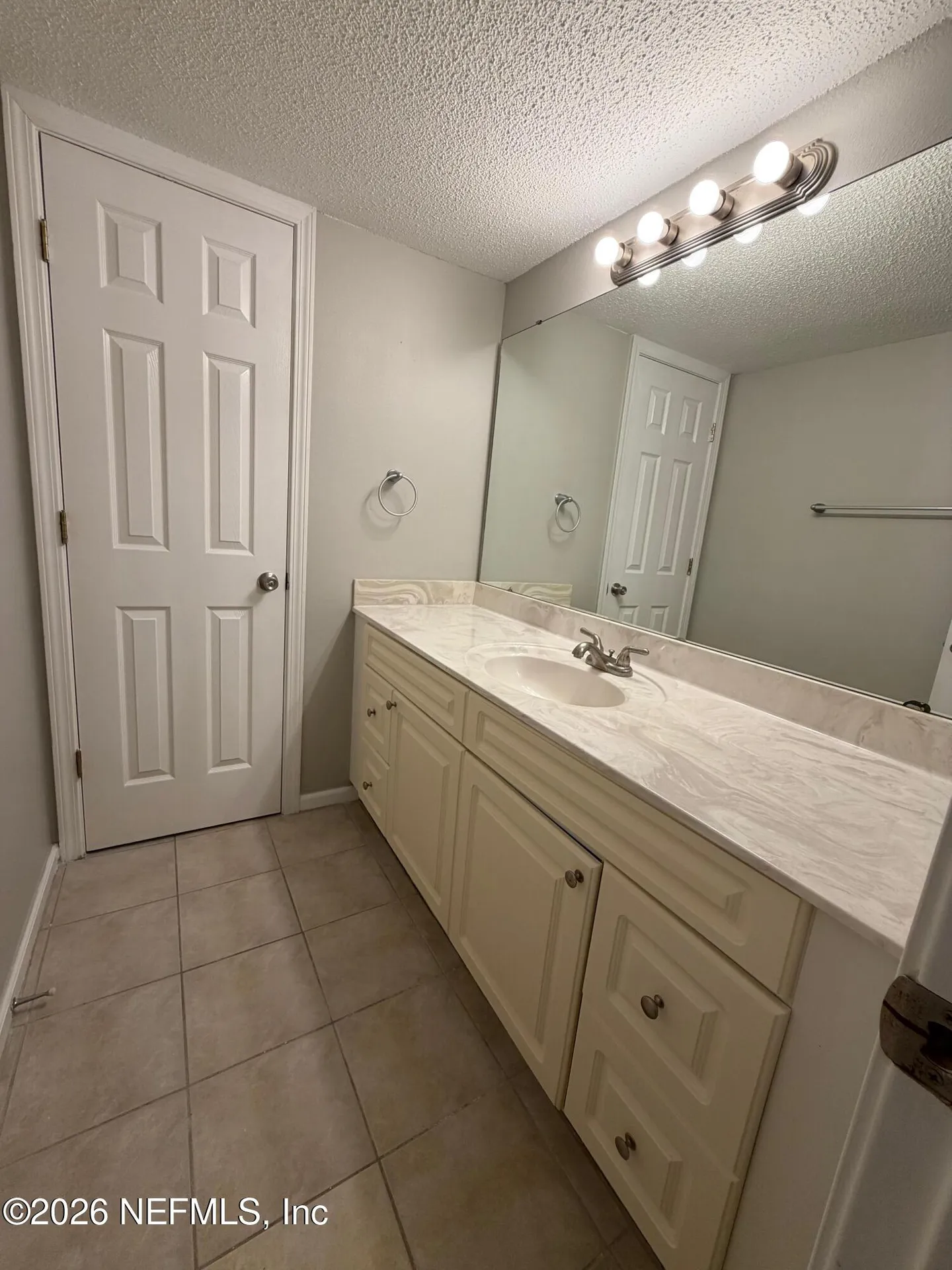 3864 La Mirada Drive Jacksonville FL 32217