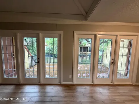 3864 La Mirada Drive Jacksonville FL 32217
