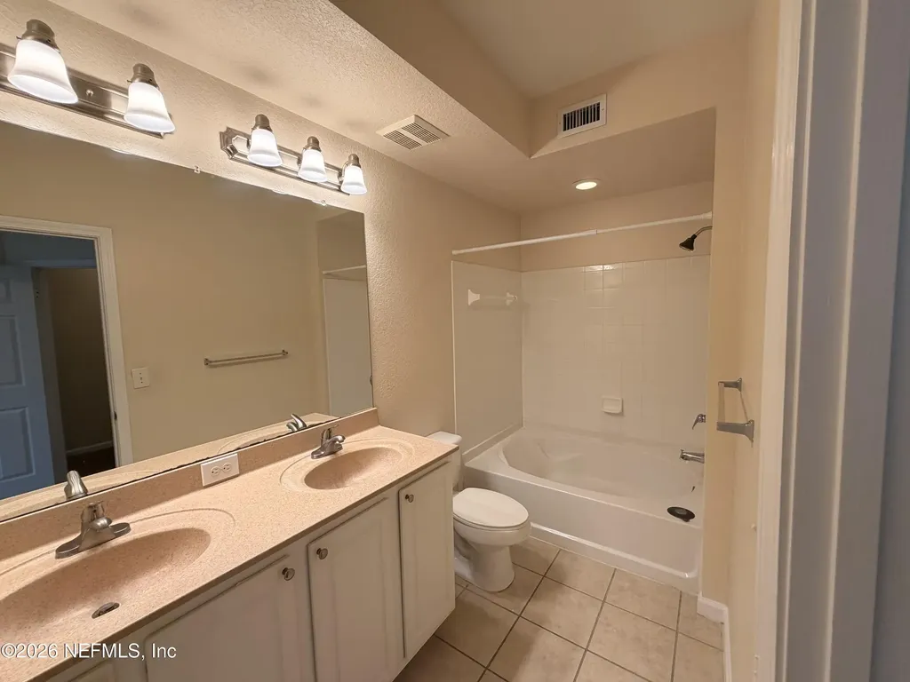 10075 N Gate Parkway Jacksonville FL 32246