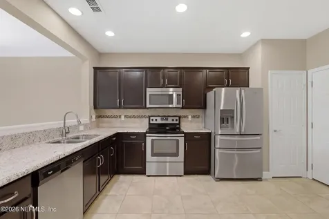 6876 Woody Vine Drive Jacksonville FL 32258