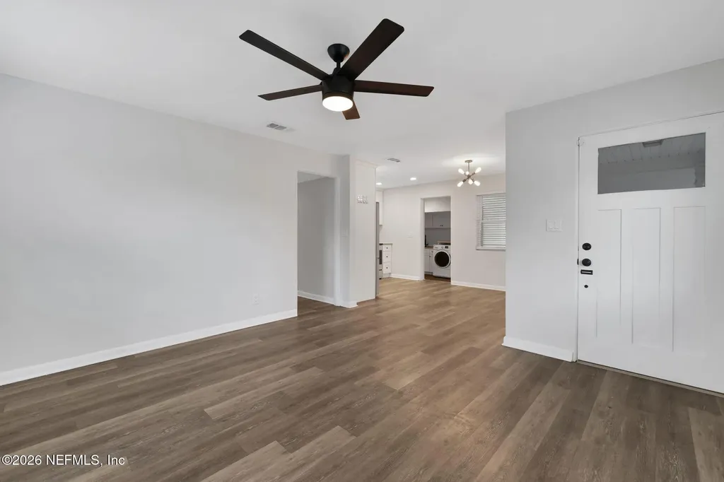 4582 Merrimac Avenue Jacksonville FL 32210