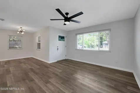 4582 Merrimac Avenue Jacksonville FL 32210