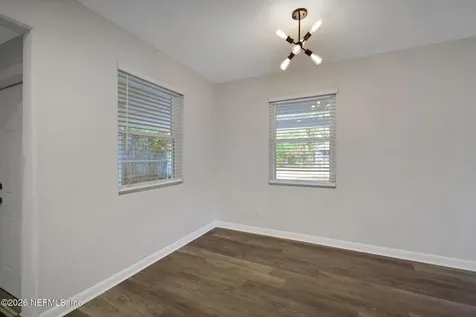 4582 Merrimac Avenue Jacksonville FL 32210