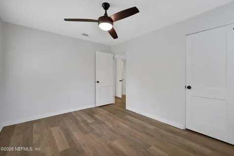 4582 Merrimac Avenue Jacksonville FL 32210