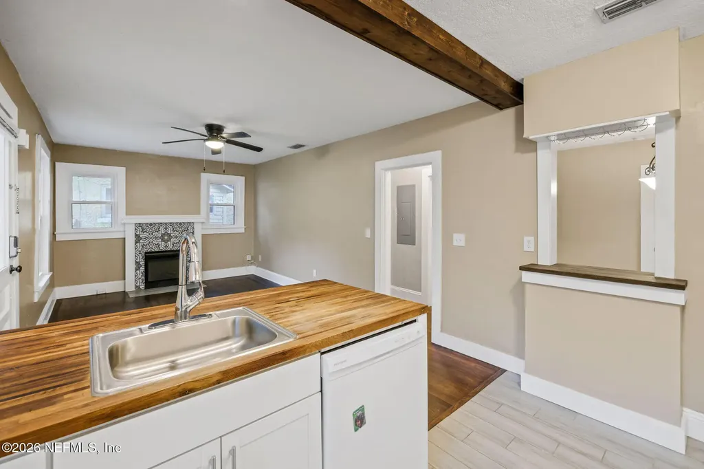 4037 Gilmore Street Jacksonville FL 32205