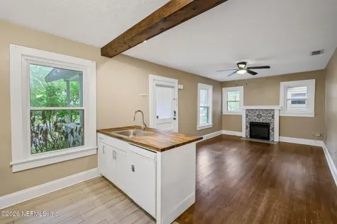 4037 Gilmore Street Jacksonville FL 32205