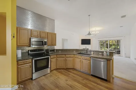 1048 Whirlaway Circle Jacksonville FL 32218