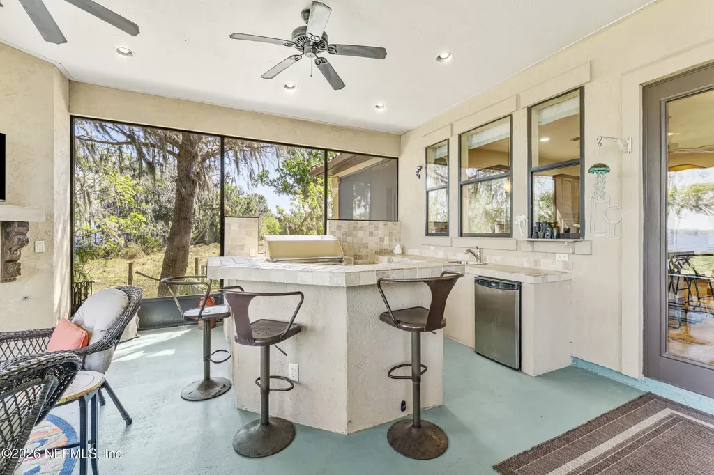 530 Clifton Road Crescent City FL 32112