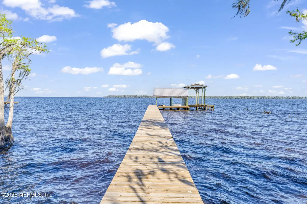 530 Clifton Road Crescent City FL 32112