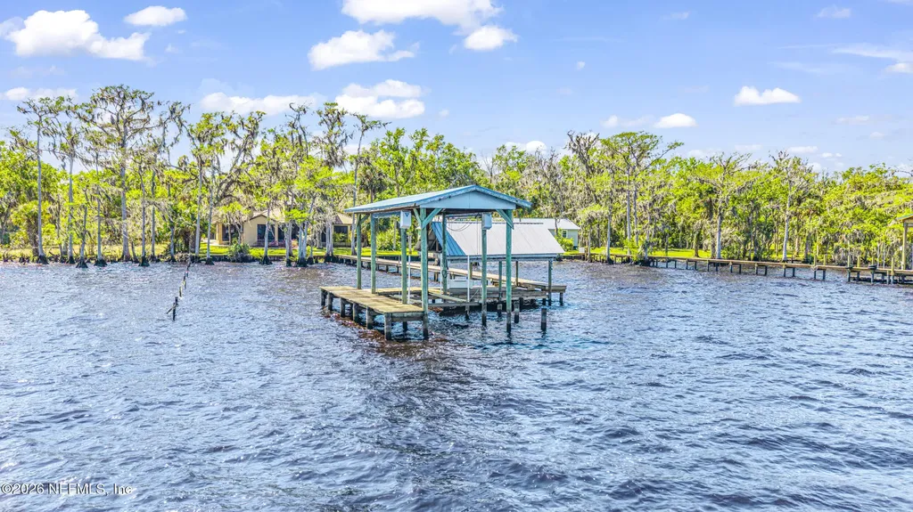 530 Clifton Road Crescent City FL 32112
