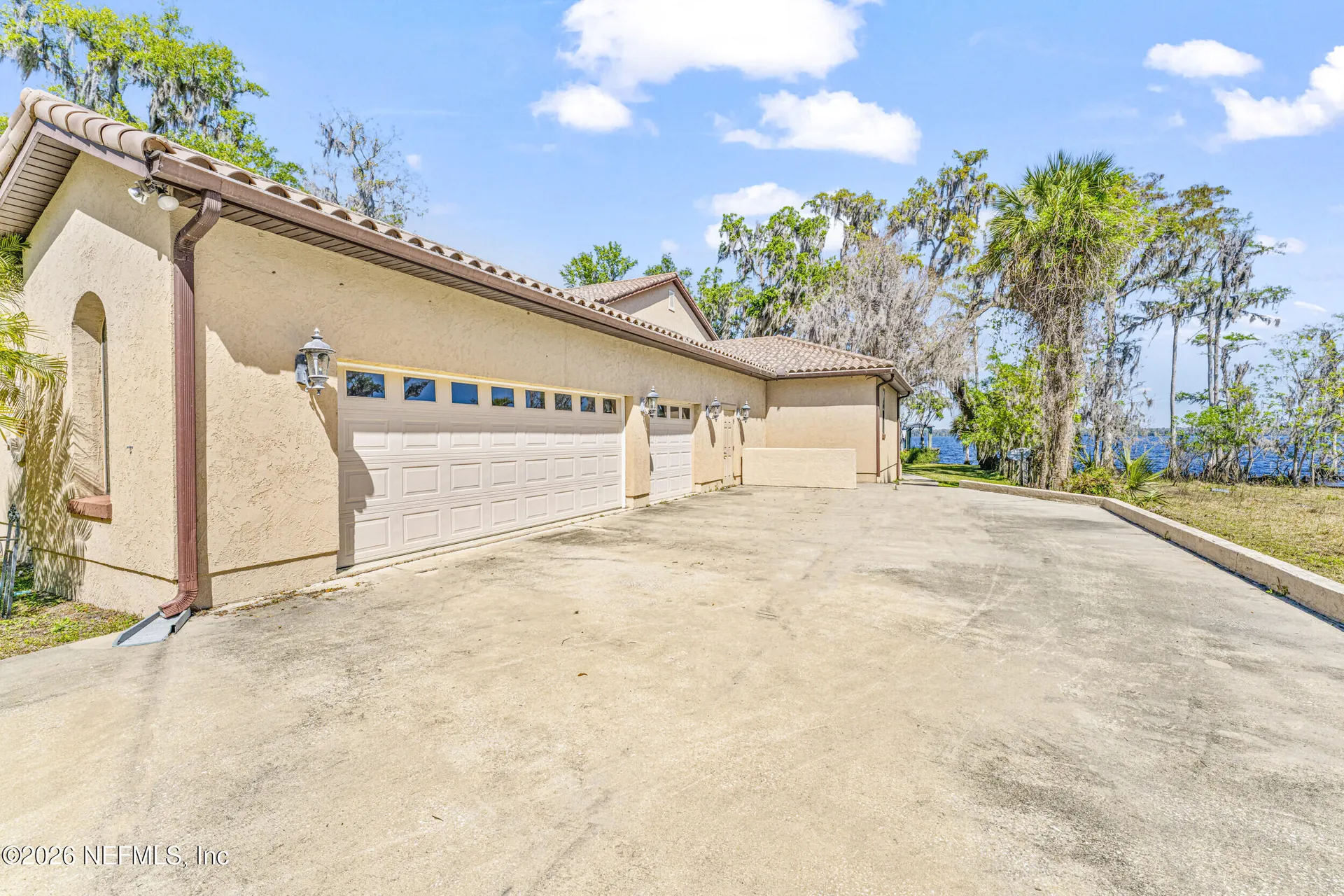 530 Clifton Road Crescent City FL 32112