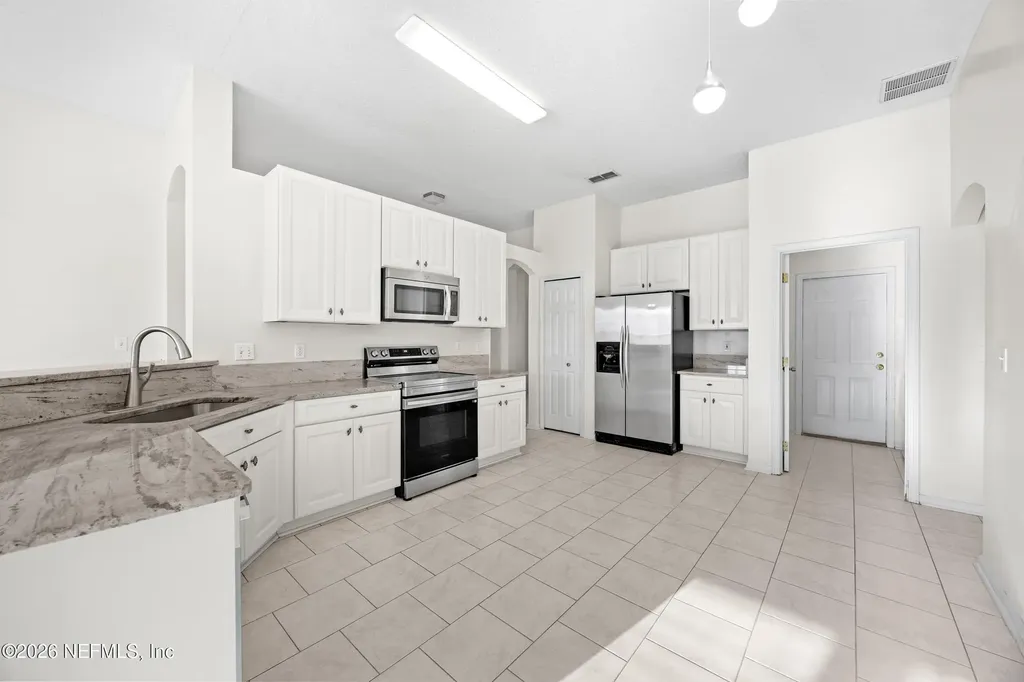 2457 Brook Park Way Jacksonville FL 32246