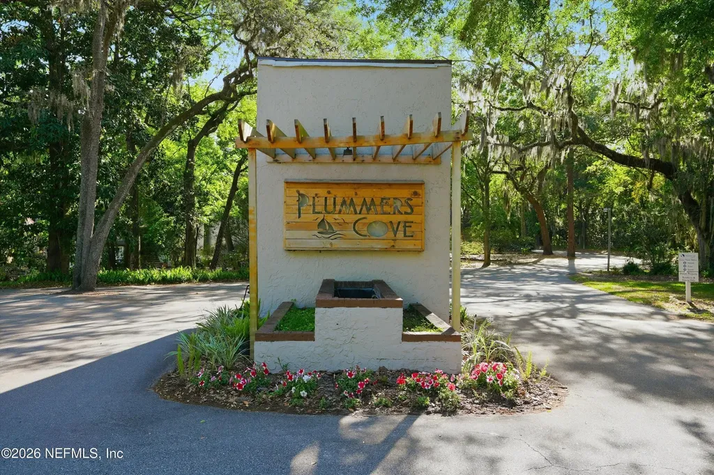 2710 Cove View Drive N Jacksonville FL 32257